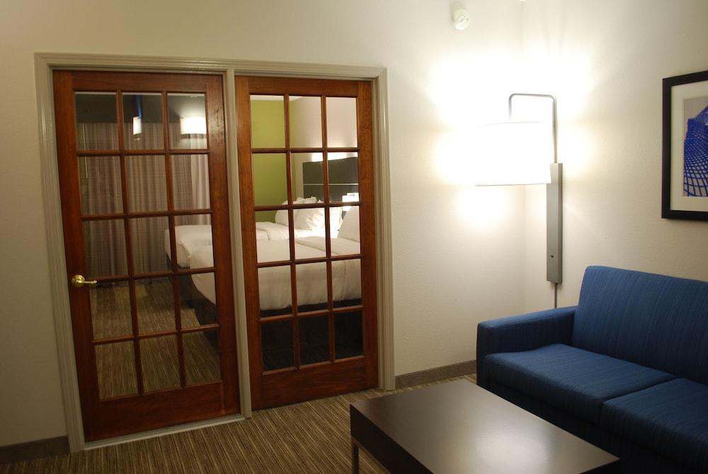 Holiday Inn Express Hotel & Suites Kingsport-Meadowview I-26 By Ihg Екстер'єр фото