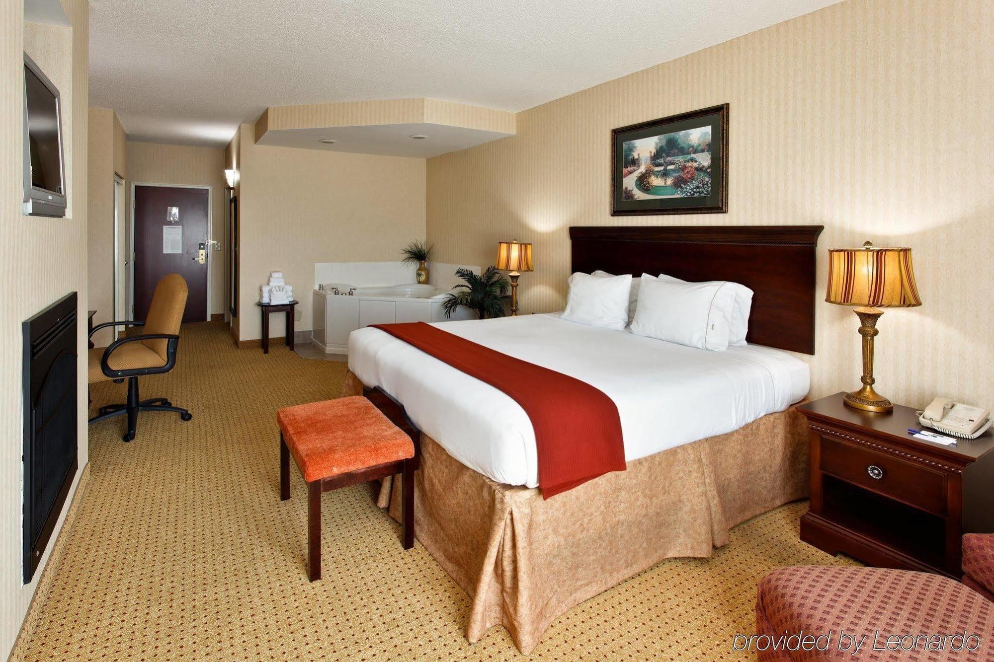 Holiday Inn Express Hotel & Suites Kingsport-Meadowview I-26 By Ihg Екстер'єр фото