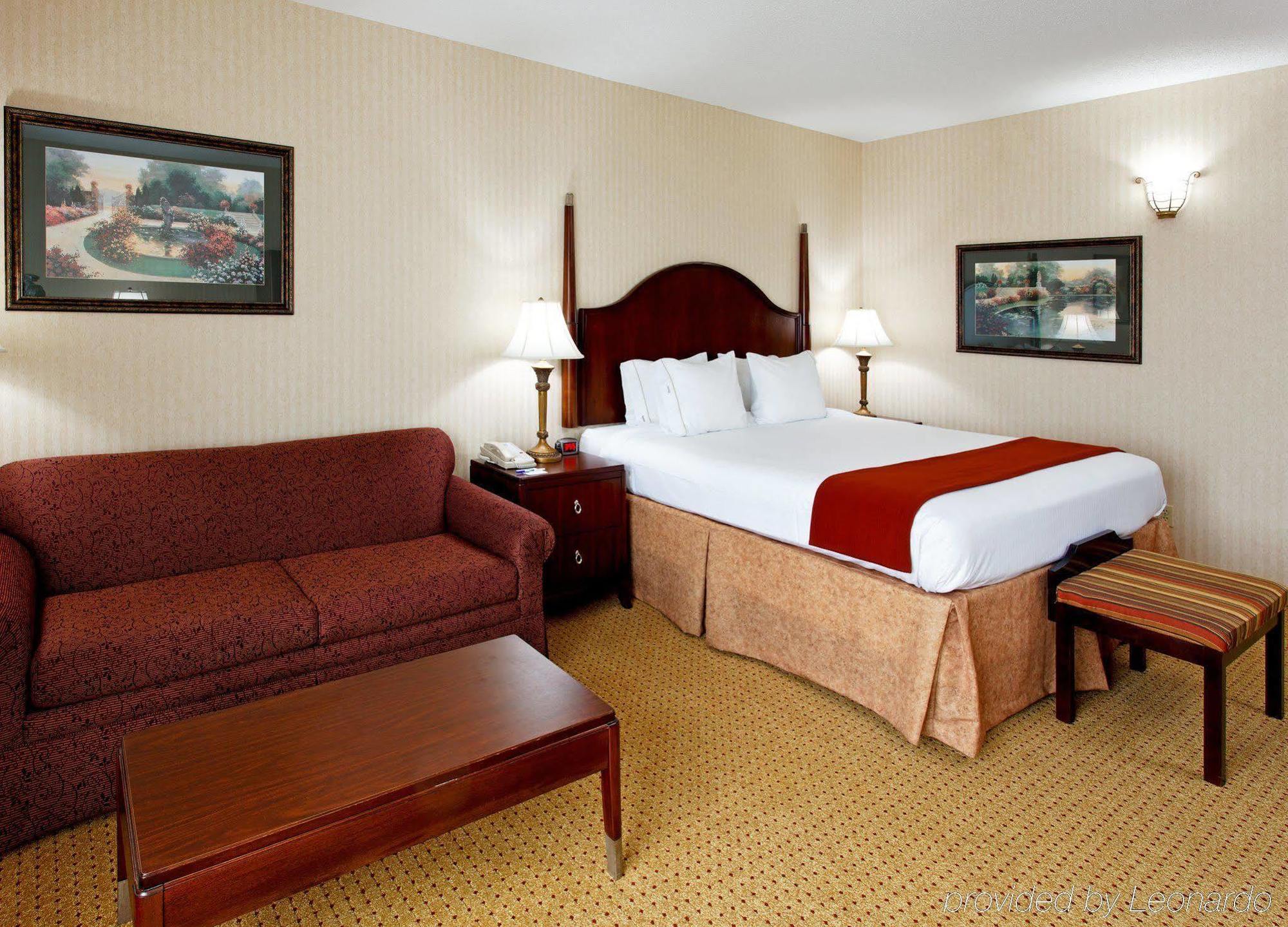 Holiday Inn Express Hotel & Suites Kingsport-Meadowview I-26 By Ihg Екстер'єр фото
